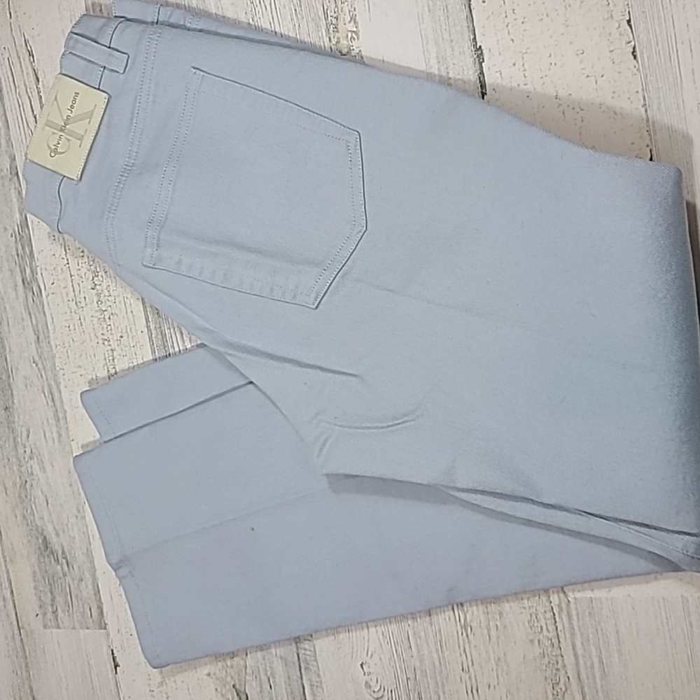 Calvin Klein Women's vintage jeans size 7.